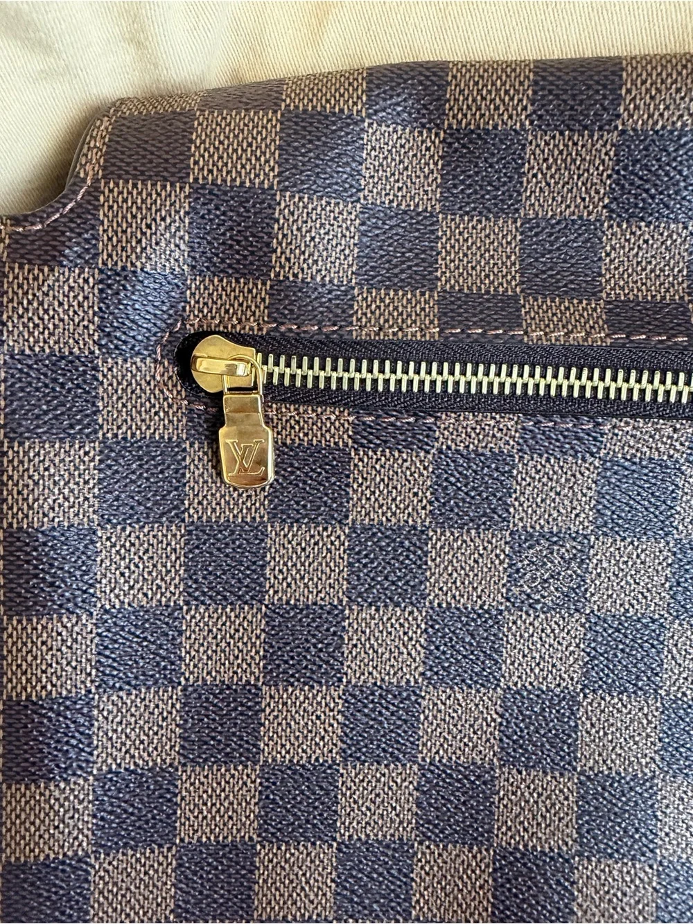 Louis Vuitton Brown Damier Ebene Messenger Bag with Adjustable Strap